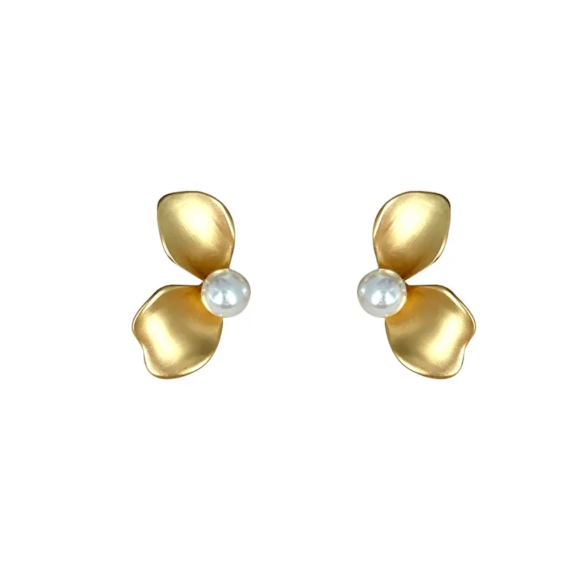 Floral Pearl Stud Earrings (316L Stainless Steel)